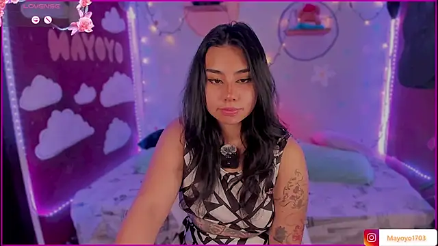 Snapshot of kiki_cavilll chatting on November 2025 03:12:02 PM kiki cavilll online show from November 2025 03:12:02 PM