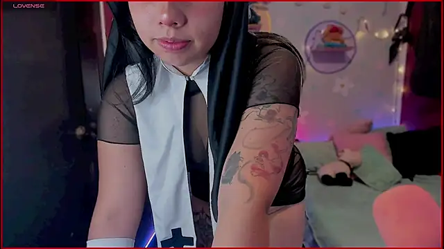 Snapshot of kiki_cavilll chatting on October 2025 02:18:01 PM kiki cavilll online show from October 2025 02:18:01 PM