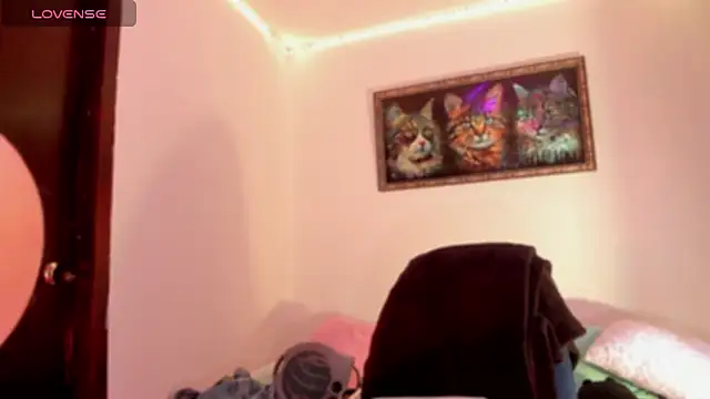 kiki cavilll online show from March 2026 03:38:02 PM