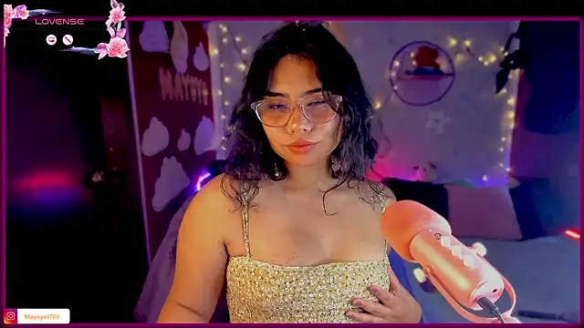 Snapshot of kiki_cavilll chatting on September 2025 03:01:02 PM kiki cavilll online show from September 2025 03:01:02 PM