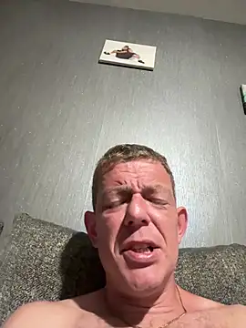 mrwright878787 online show from May 2026 11:21:02 PM