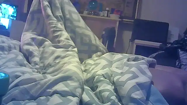 Snapshot of DI4MOND_FIR3 chatting on December 2025 08:24:01 AM DI4MOND FIR3 online show from December 2025 08:24:01 AM