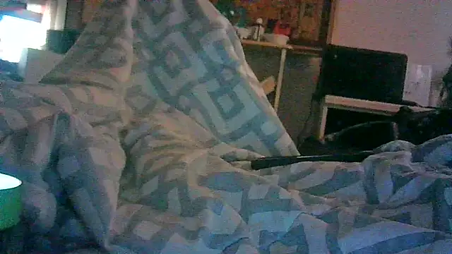 Snapshot of DI4MOND_FIR3 chatting on December 2025 08:19:01 PM DI4MOND FIR3 online show from December 2025 08:19:01 PM