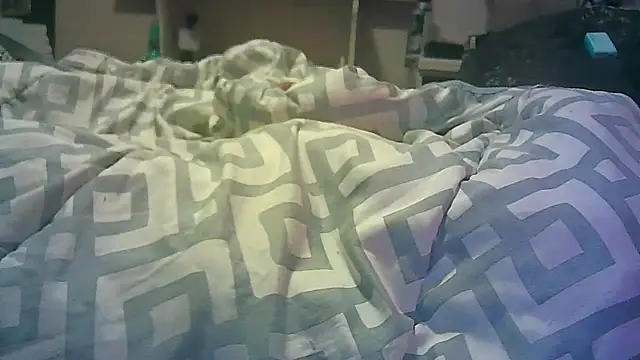 Snapshot of DI4MOND_FIR3 chatting on October 2025 02:23:01 AM DI4MOND FIR3 online show from October 2025 02:23:01 AM