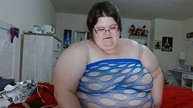 Snapshot of ChristineLusst chatting on February 2025 12:44:02 PM ChristineLusst online show from February 2025 12:44:02 PM