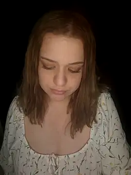 cansuozell online show from November 2025 07:40:02 PM