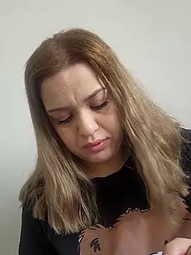 cansuozell online show from November 2025 09:24:01 AM