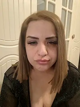 cansuozell online show from December 2025 05:35:01 PM