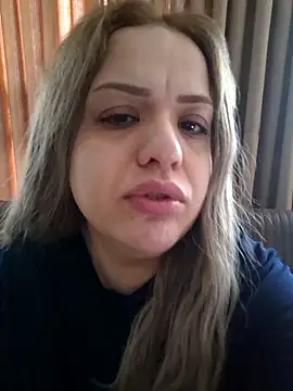 cansuozell online show from April 2026 06:09:02 AM