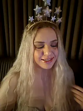 cansuozell online show from March 2026 04:43:01 PM