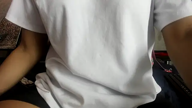 KOURTNEY-- online show from October 2025 02:20:02 AM