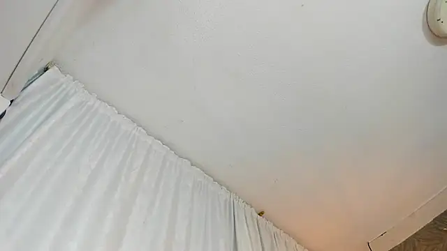 KOURTNEY-- online show from February 2026 02:12:01 AM