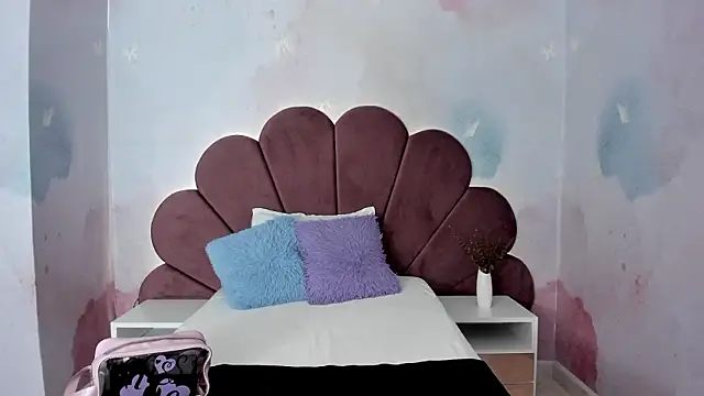 Carohorny4u online show from March 2026 12:05:01 PM