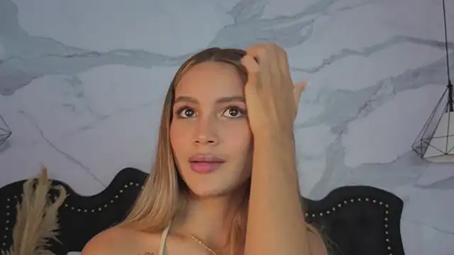 Carohorny4u online show from April 2026 10:49:02 PM