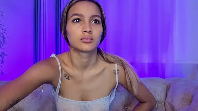 Carohorny4u online show from March 2026 03:24:01 PM