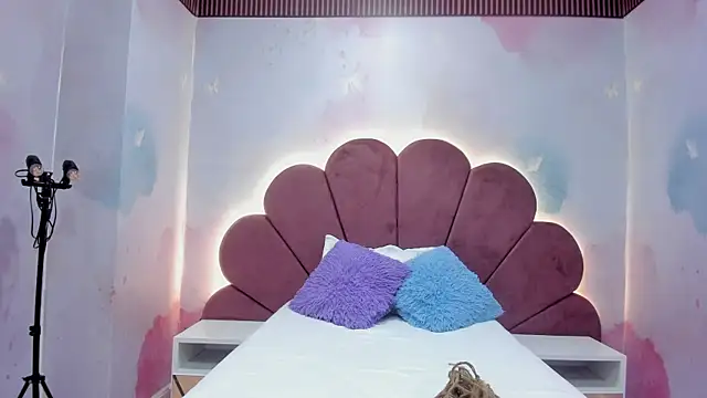 Carohorny4u online show from November 2025 11:43:02 AM