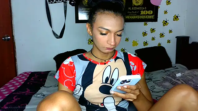 alexxa Rooa online show from November 2025 01:37:01 PM