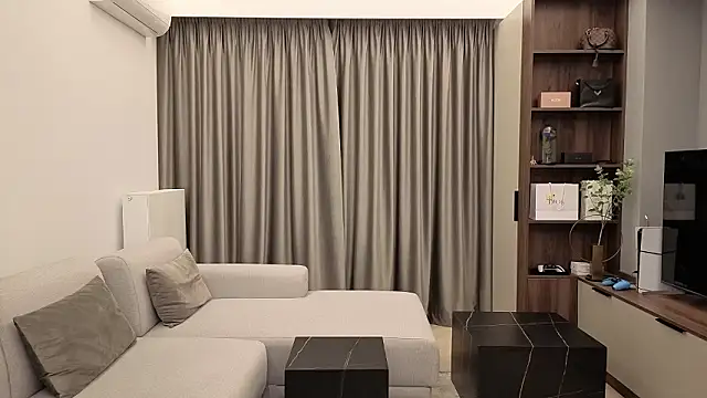 IrisNoire online show from February 2026 08:20:01 PM