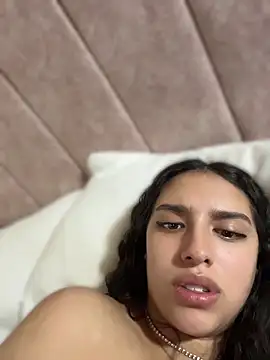 paulette dupont online show from April 2026 12:07:01 AM