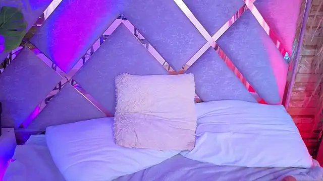 paulette dupont online show from March 2026 08:26:33 AM