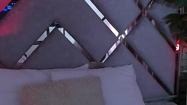 paulette dupont online show from March 2026 01:39:01 AM