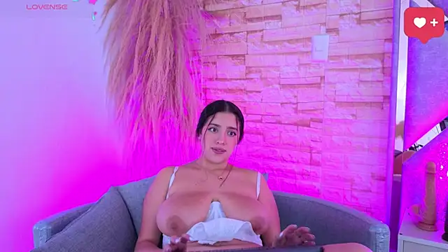 Snapshot of paulette_dupont chatting on March 2026 03:50:01 AM paulette dupont online show from March 2026 03:50:01 AM