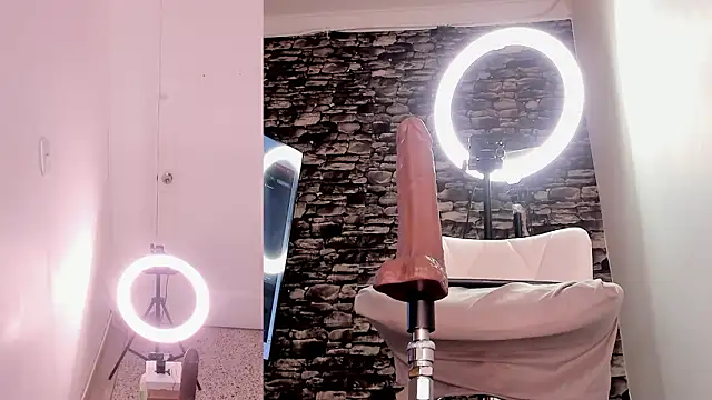 Snapshot of zoe_backer chatting on February 2026 11:32:02 AM zoe backer online show from February 2026 11:32:02 AM