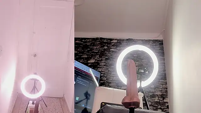 Snapshot of zoe_backer chatting on February 2026 11:23:02 AM zoe backer online show from February 2026 11:23:02 AM