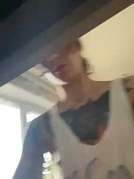 Snapshot of BroadFantasy chatting on February 2026 05:16:02 AM BroadFantasy online show from February 2026 05:16:02 AM