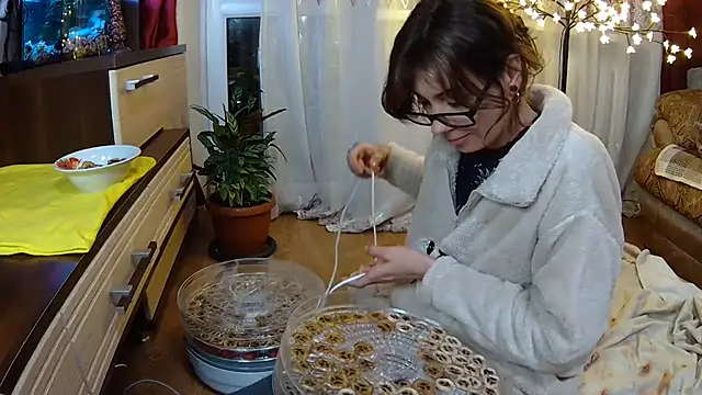 BroadFantasy online show from October 2025 04:51:02 PM