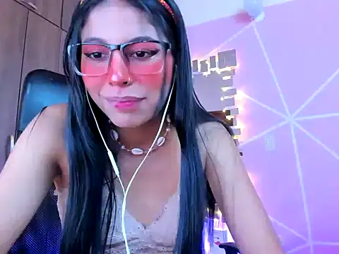 Snapshot of _ALLYSON18_ chatting on March 2025 02:39:01 PM ALLYSON18 online show from March 2025 02:39:01 PM