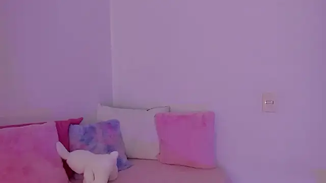 Brisa blue online show from March 2026 03:29:01 PM