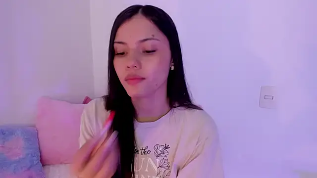 Snapshot of Brisa_blue chatting on May 2026 05:00:02 PM Brisa blue online show from May 2026 05:00:02 PM