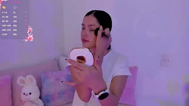 Brisa blue online show from April 2026 08:53:02 PM