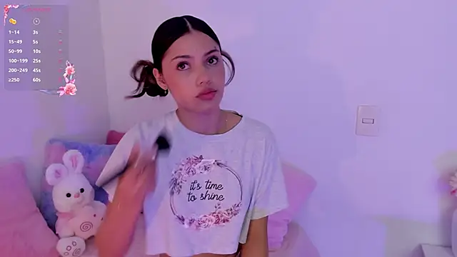 Snapshot of Brisa_blue chatting on April 2026 08:16:01 PM Brisa blue online show from April 2026 08:16:01 PM