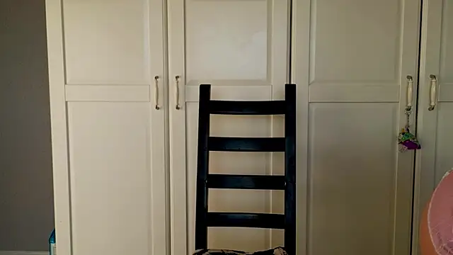 Niki anlove online show from September 2025 03:22:01 PM