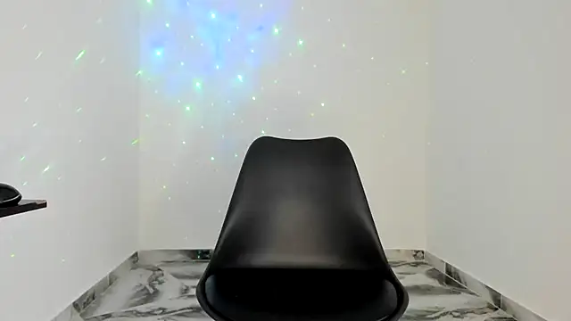 mikee scooth online show from April 2026 08:31:01 AM