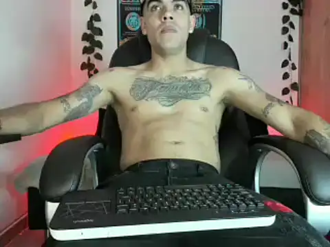 mikee scooth online show from March 2025 12:36:02 AM