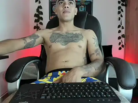 mikee scooth online show from March 2025 07:57:02 AM