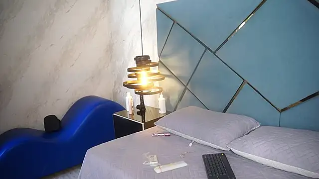 ammy durand online show from February 2026 07:47:01 PM