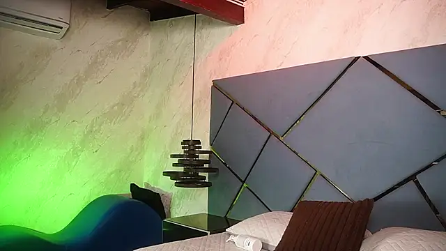 ammy durand online show from January 2026 07:10:02 PM