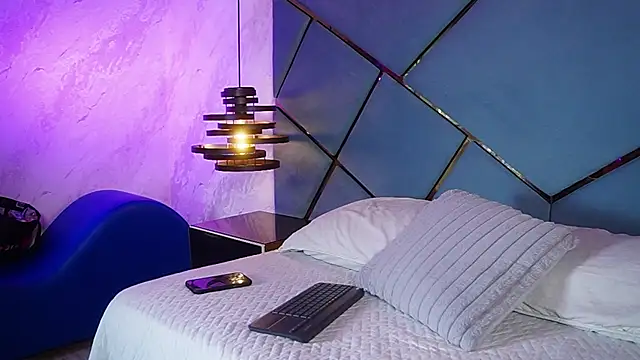 Snapshot of ammy_durand chatting on November 2025 07:02:02 PM ammy durand online show from November 2025 07:02:02 PM