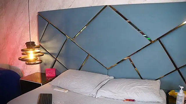 ammy durand online show from February 2026 07:32:01 PM