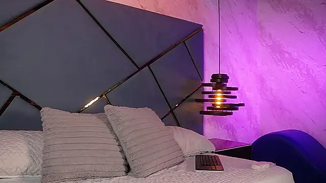 Snapshot of ammy_durand chatting on November 2025 07:18:01 PM ammy durand online show from November 2025 07:18:01 PM