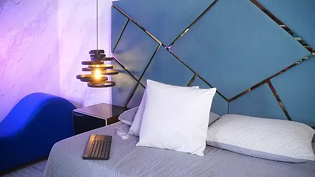 ammy durand online show from February 2026 07:13:01 PM