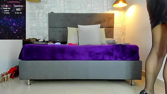 Snapshot of missnatash chatting on December 2025 11:33:02 AM missnatash online show from December 2025 11:33:02 AM