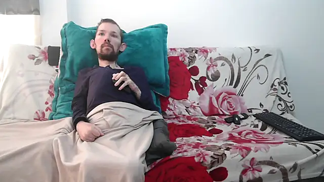 Sophia and Thomas online show from April 2026 07:10:02 PM