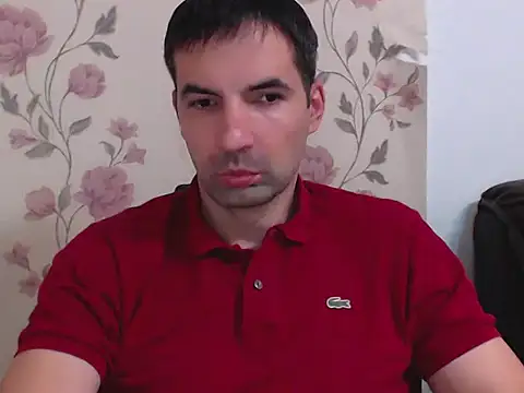 Snapshot of Leo_1617 chatting on December 2025 10:10:01 PM Leo 1617 online show from December 2025 10:10:01 PM