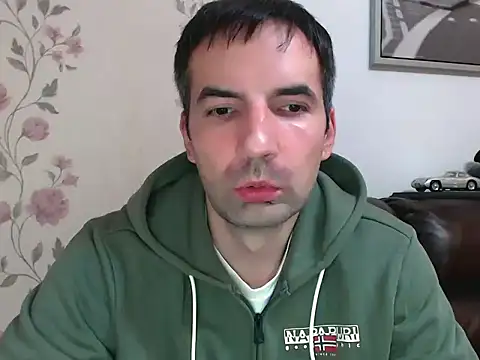 Snapshot of Leo_1617 chatting on November 2025 11:37:01 PM Leo 1617 online show from November 2025 11:37:01 PM