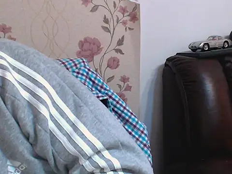 Leo 1617 online show from March 2026 10:49:02 AM